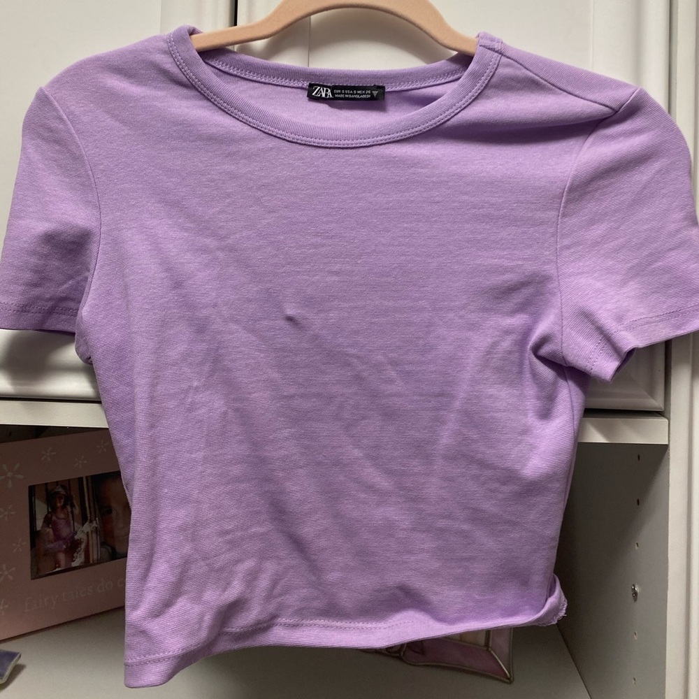 super cute purple crop top that is easy to style